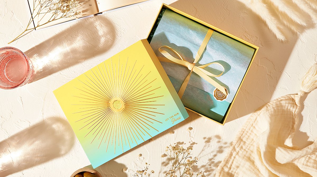 glossybox-mai-let-the-sun-shine-special-design
