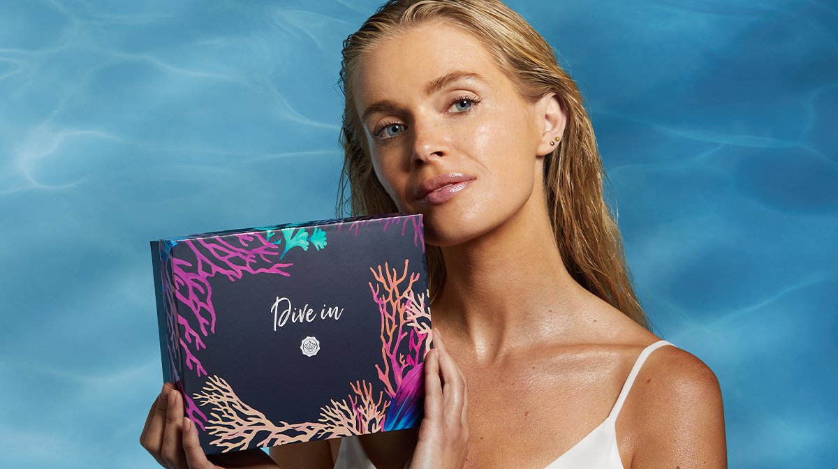 glossybox-juli-dive-in-edition-2022