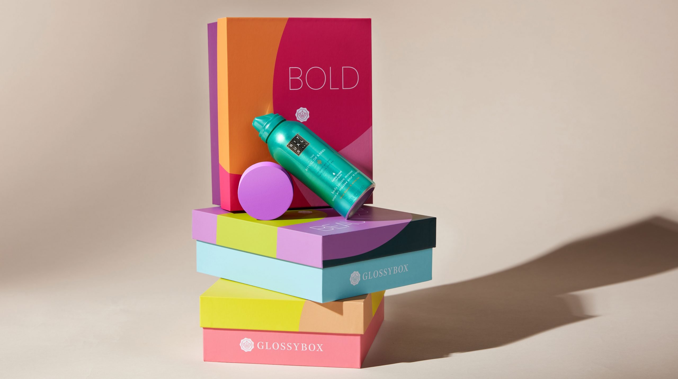 bold-brave-beautifuk-glossybox-august-2023