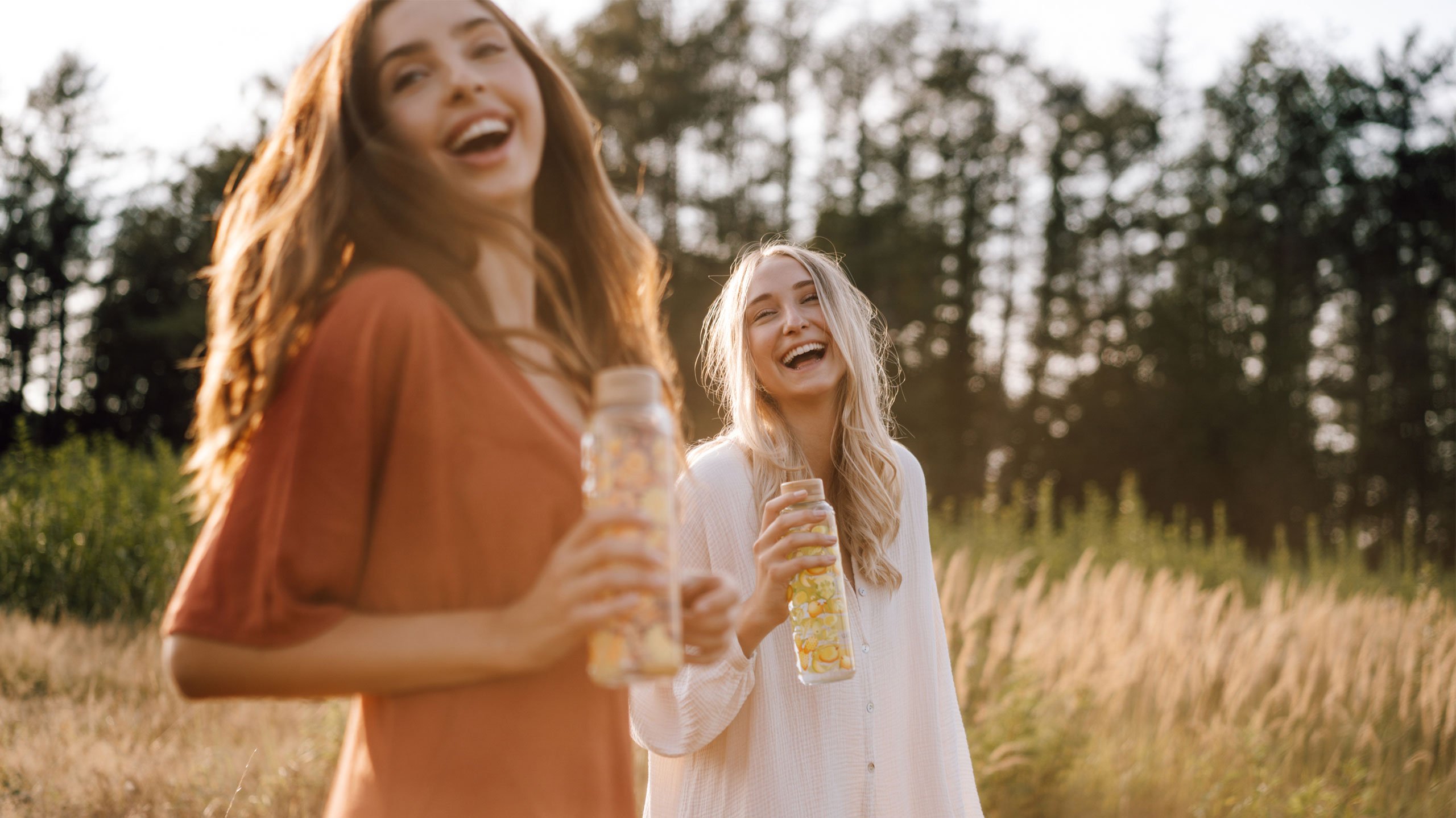 Get the glow: Tre tips på hur du dricker mer vatten i sommar