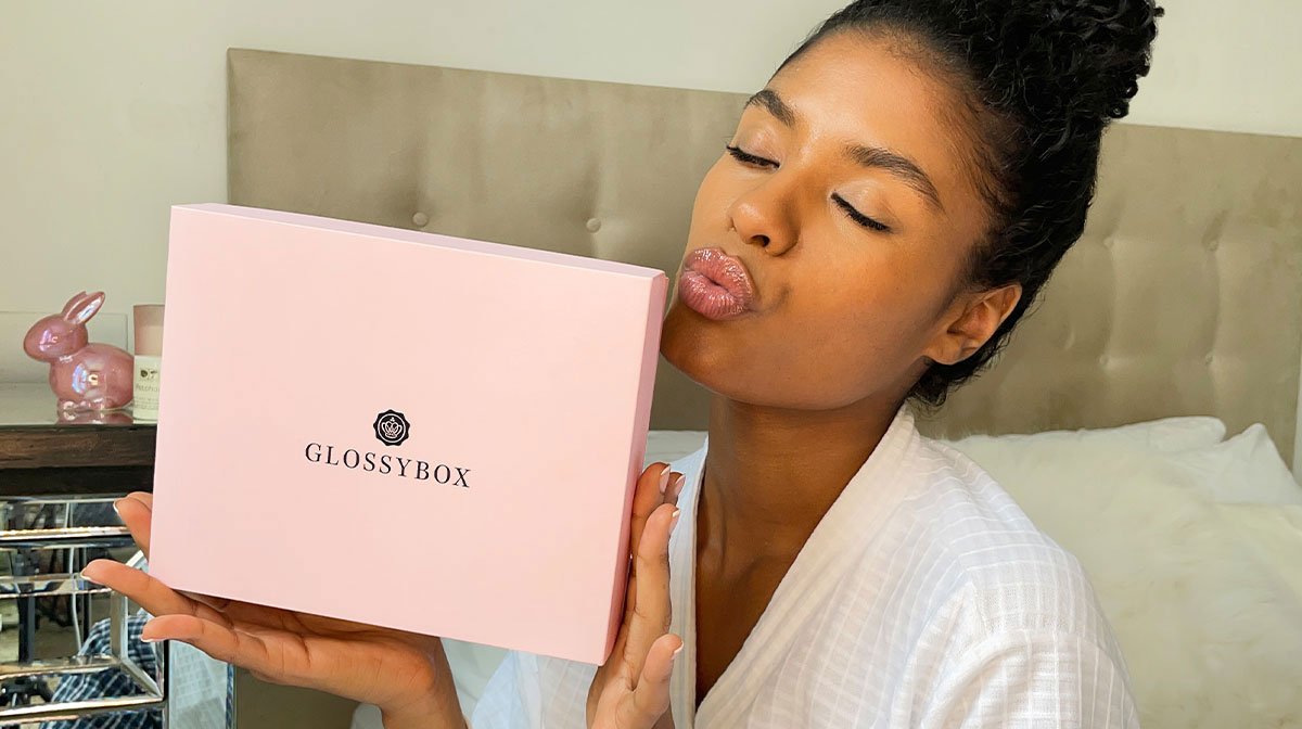 GLOSSYBOX september 2021: Unboxing Pure Relaxation