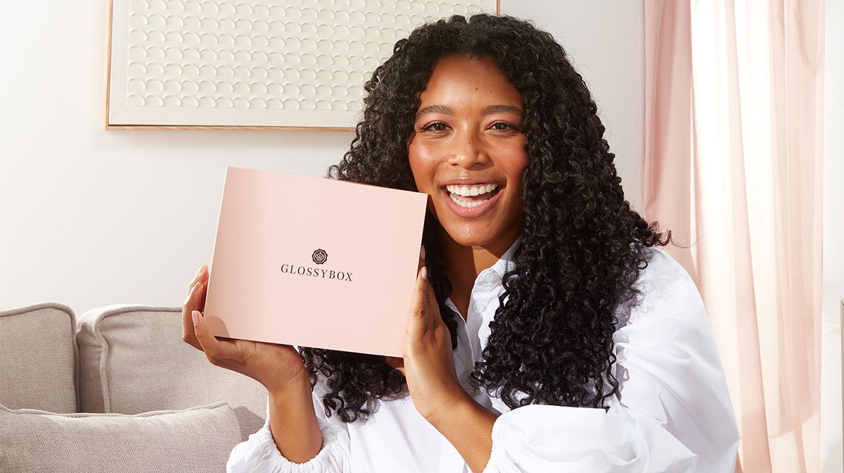 GLOSSYBOX april 2022: Unboxing Spring Softness