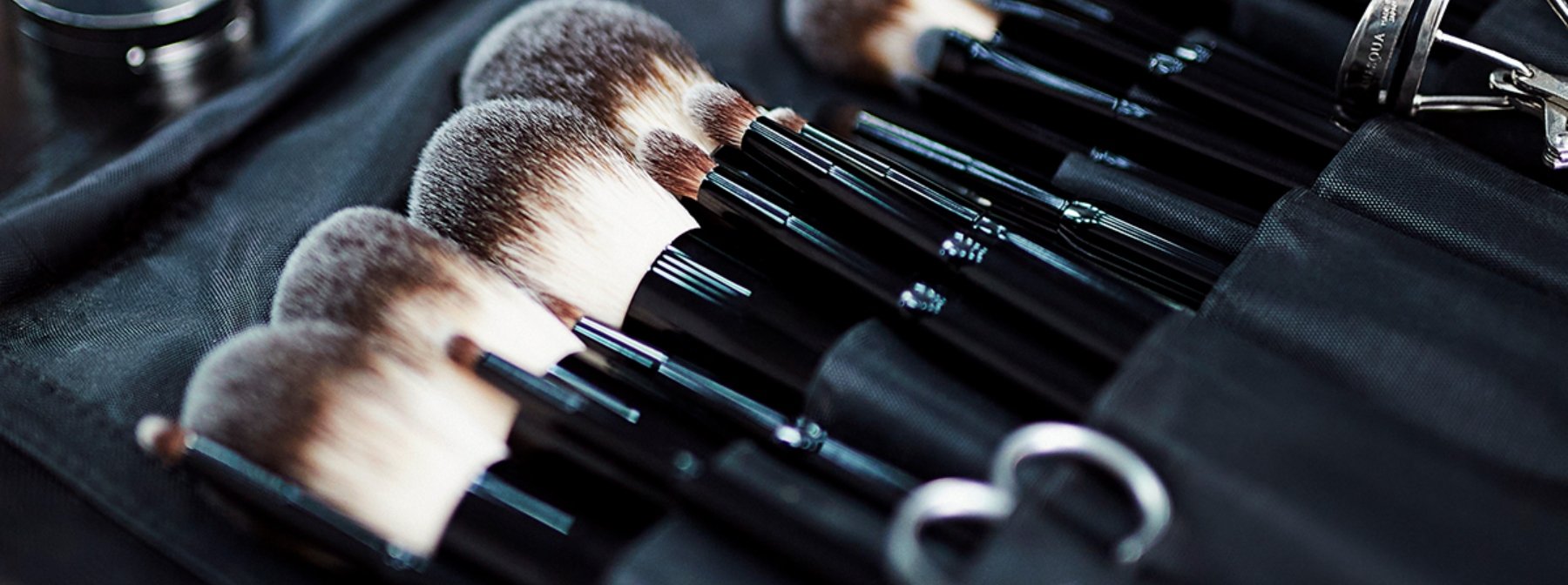 How to Use Makeup Brushes