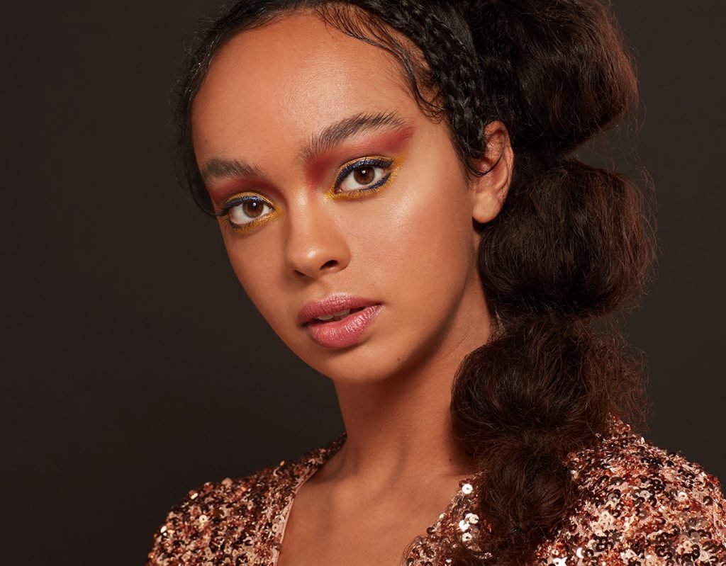 3 Glitter Christmas Makeup Looks Illamasqua