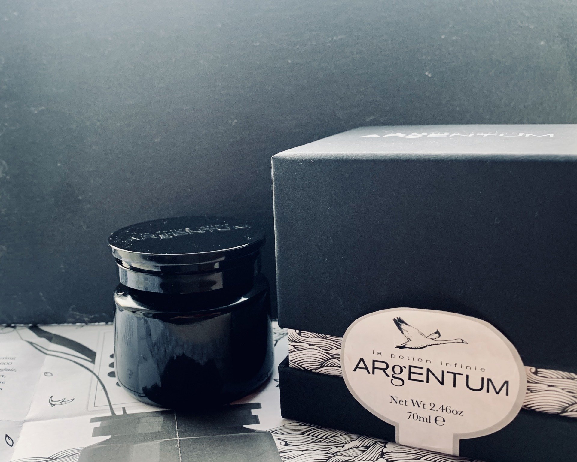 新製品情報も満載 新品ARgENTUM ラ クリーム70ml エイジングケア