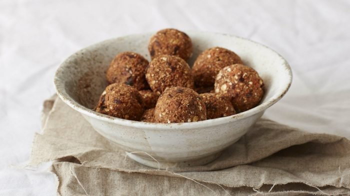 7 Easy Protein Balls Recipes | No-Bake Protein & Energy Balls