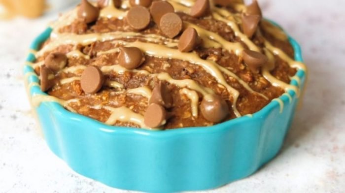 High-Protein Chocolate Baked Oats