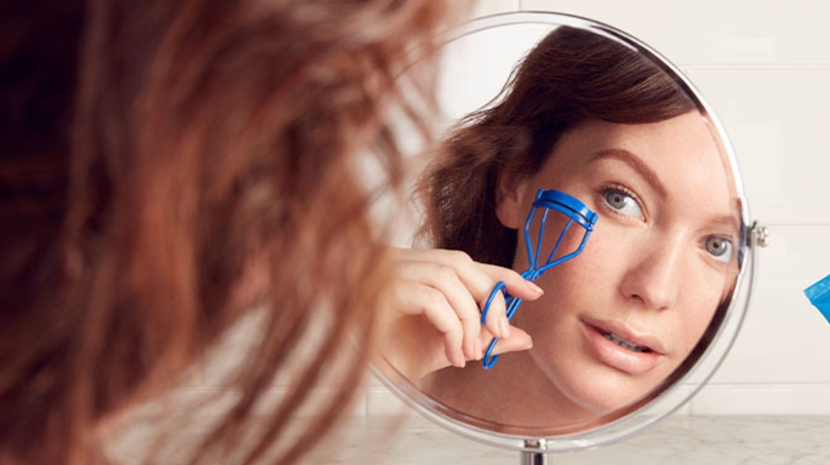 How to Stop Watery Eyes From Ruining Makeup