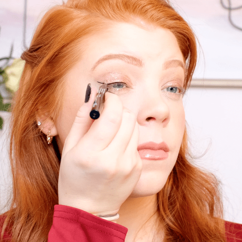 Makeup artist, shimmer makeup tutorial