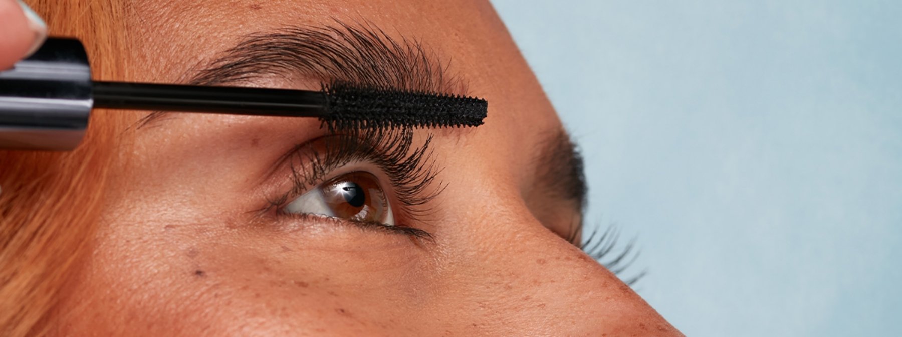 How to Make Eyelashes Look Longer with Mascara