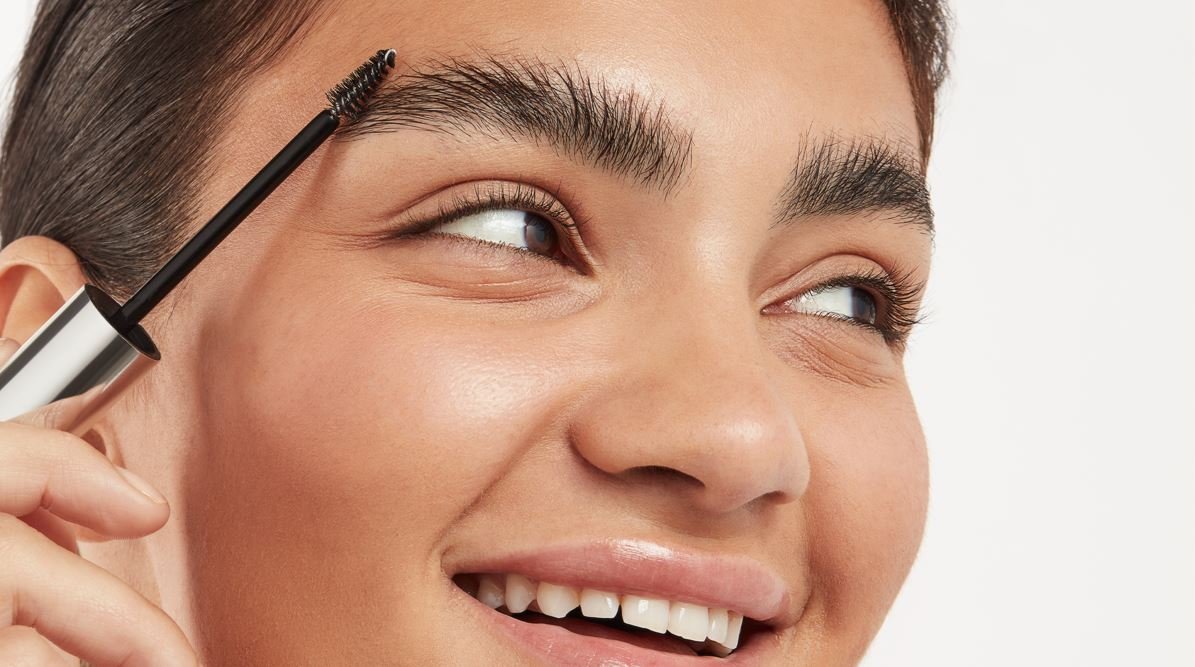 HOW TO USE BROW GELS