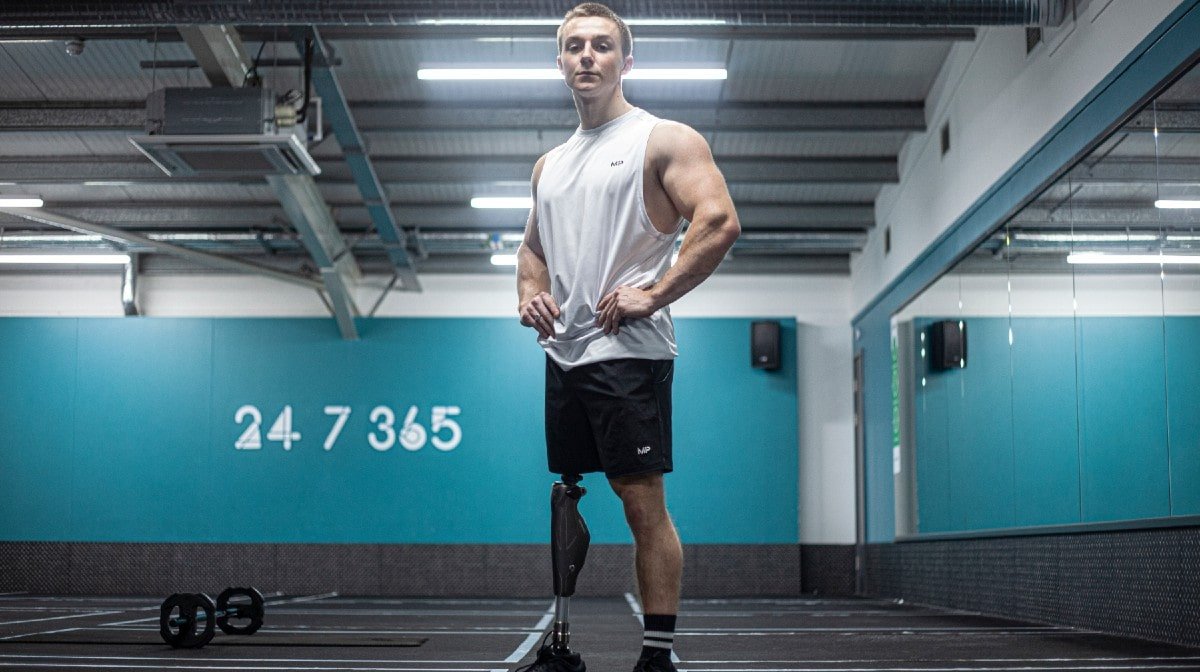 This Amputee PT Didn’t Let Life Hold Him Back From His Dream Career | Everyday Athletes