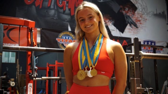 18-Year-Old Claims World Powerlifting Title After Training Around Studies