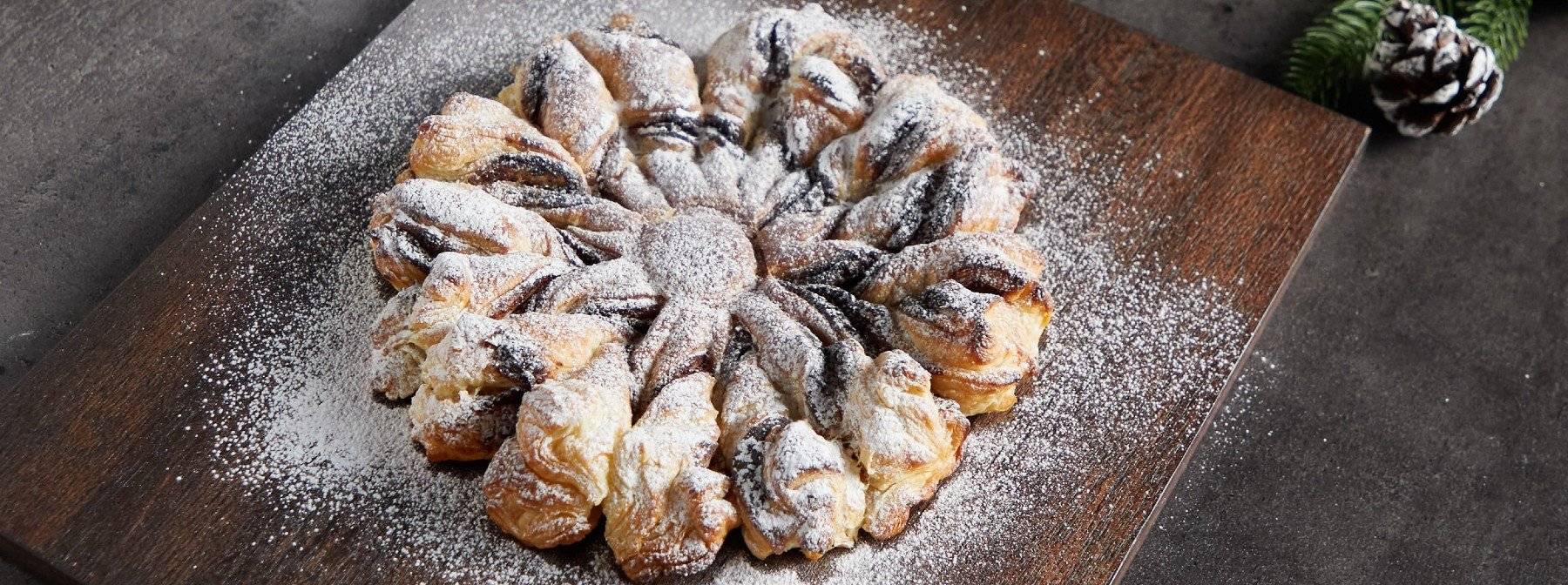 Christmas Pastry Snowflake