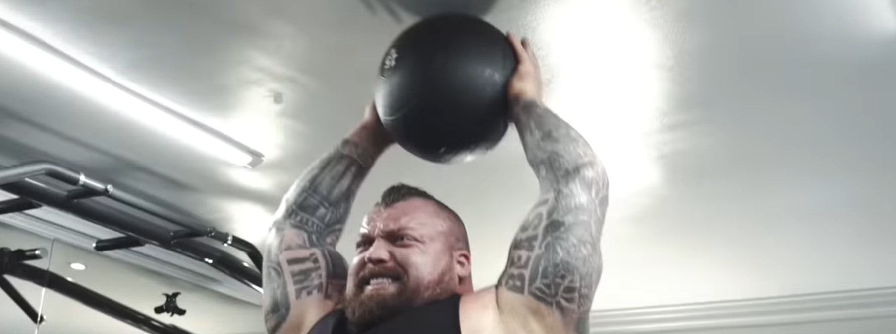Eddie Hall Fights Thor | The Beast’s Strength & Conditioning Routine