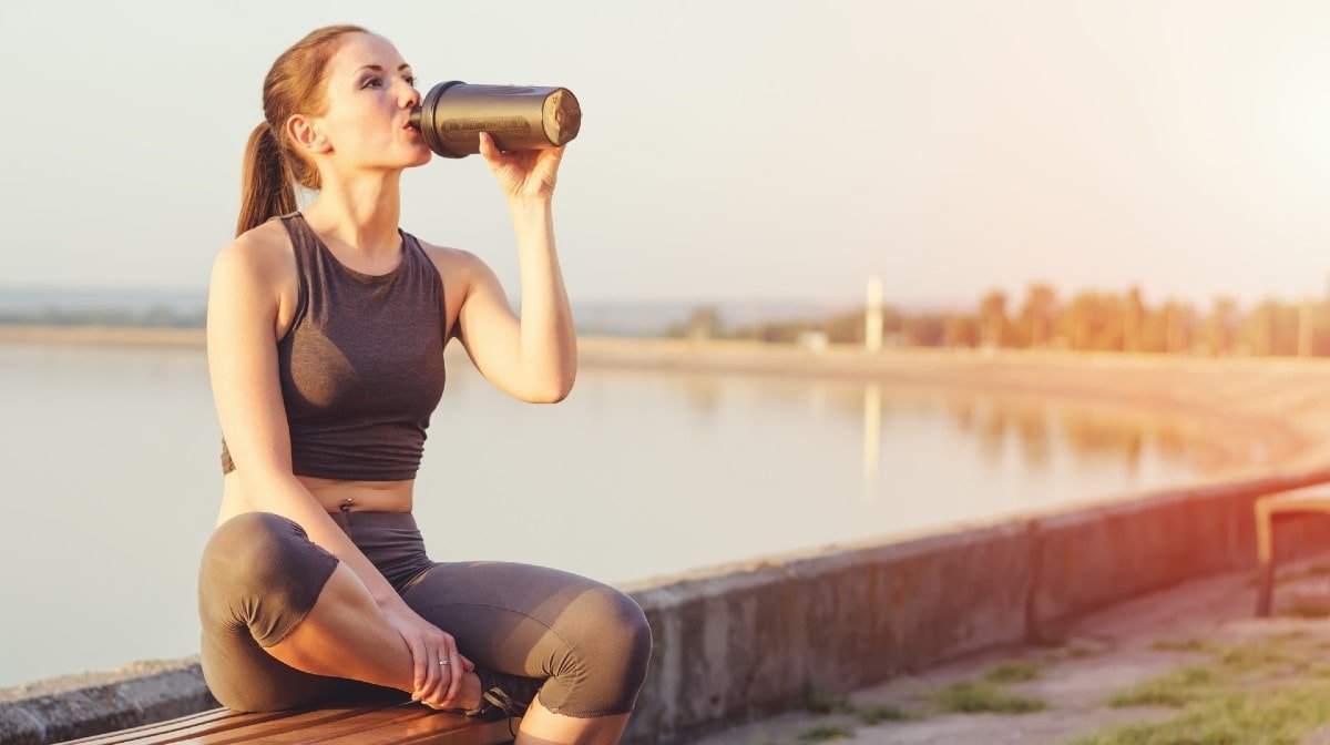 Protein Intake For Women How Much Should You Be Getting Per Day Protein Intake For Women How Much Should You Be Getting Per Day