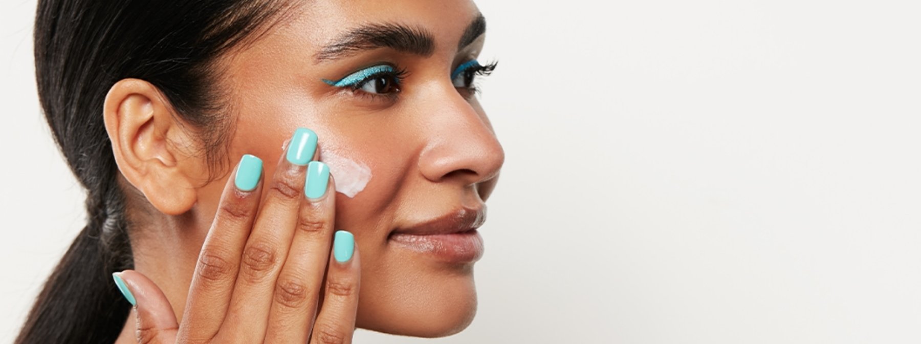 How to Get Rid of Dry Patches on the Face 