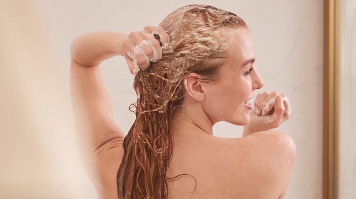 How to Use a Hair Scrub for Salon-Fresh Strands