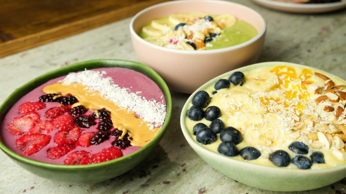 Tri tipy na vitamínové smoothie bowl | Fit raňajky s vysokým obsahom bielkovín