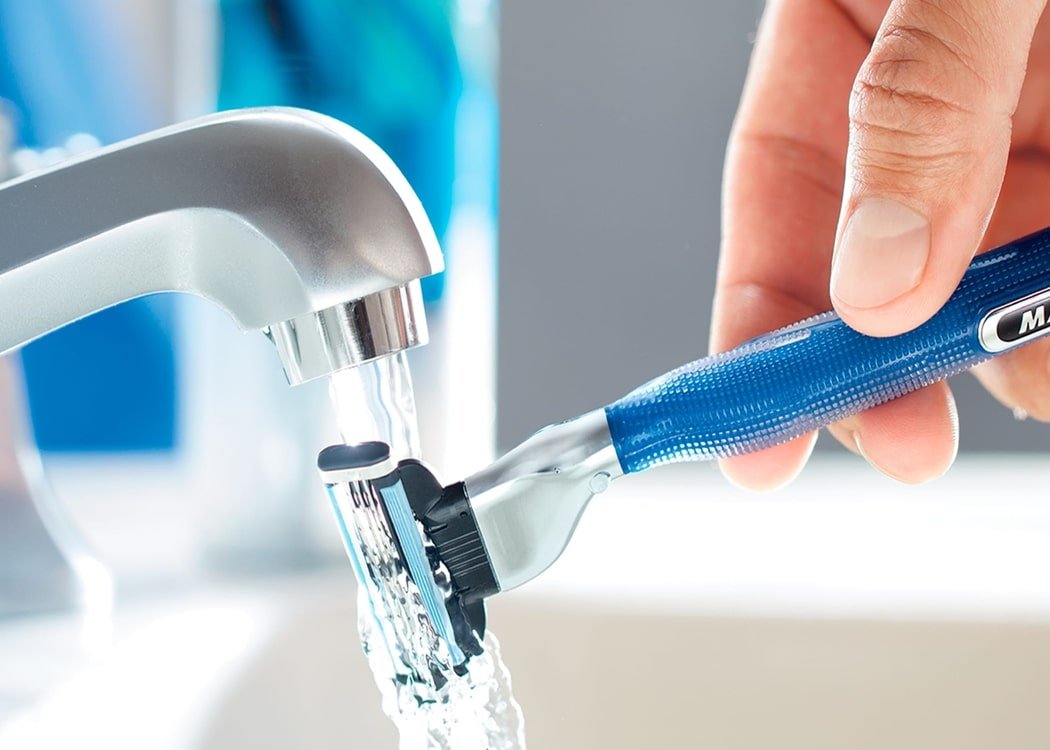 How to Clean & Care For Your Razor