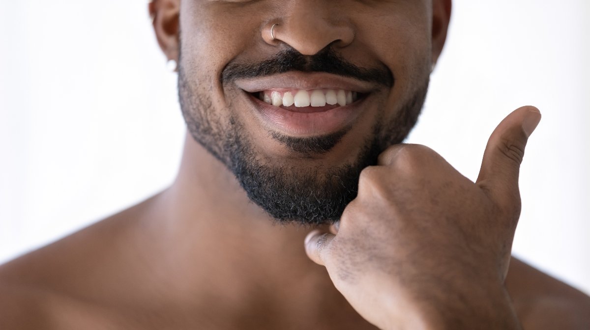 Match the length of your beard to the mask so it fits the mask you're wearing | Gillette UK 