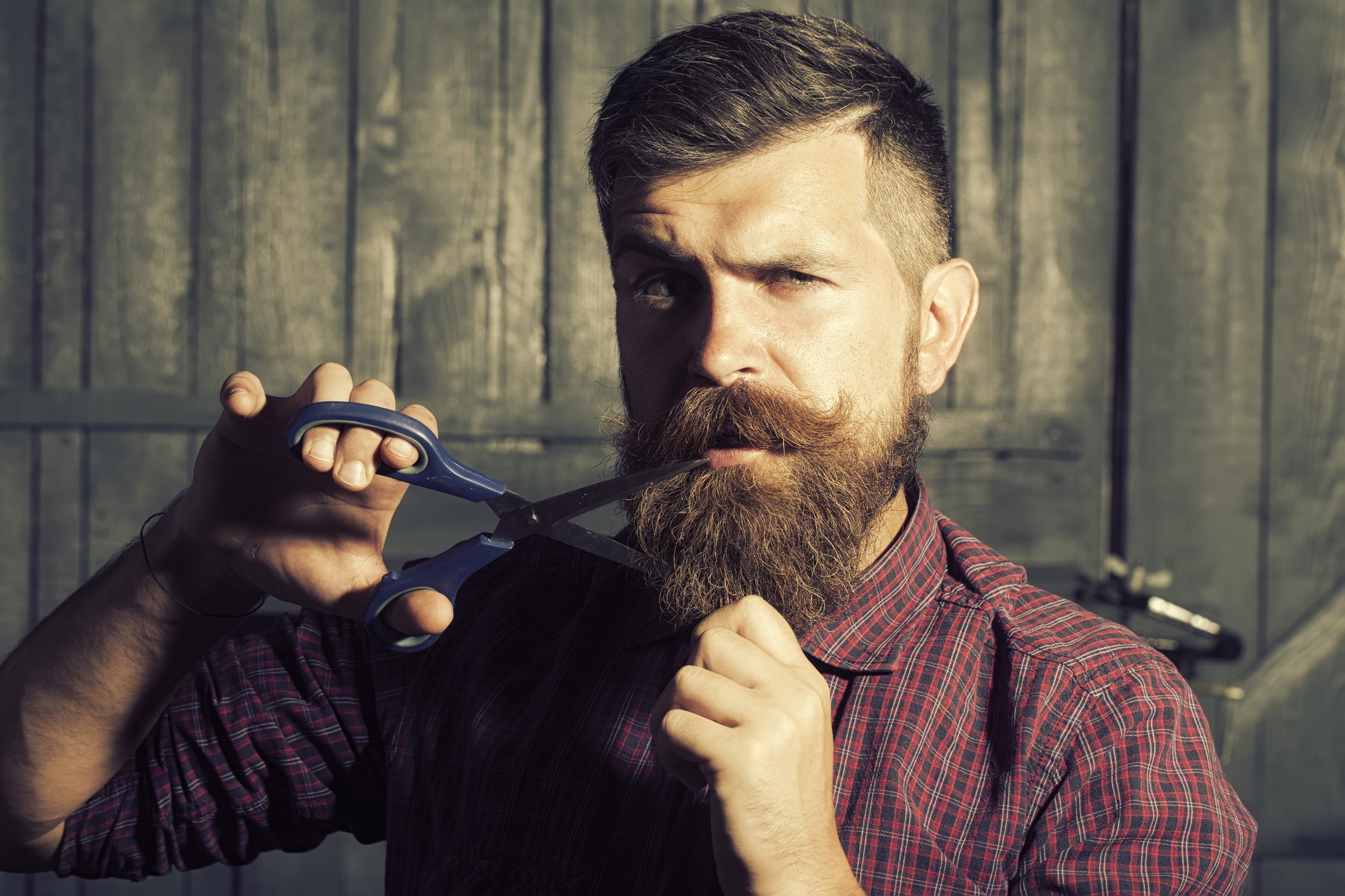 How To Trim and Shape a Long Beard