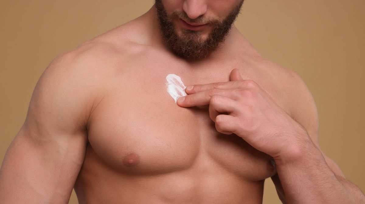 A man moisturises his chest following body hair grooming| Gillette UK