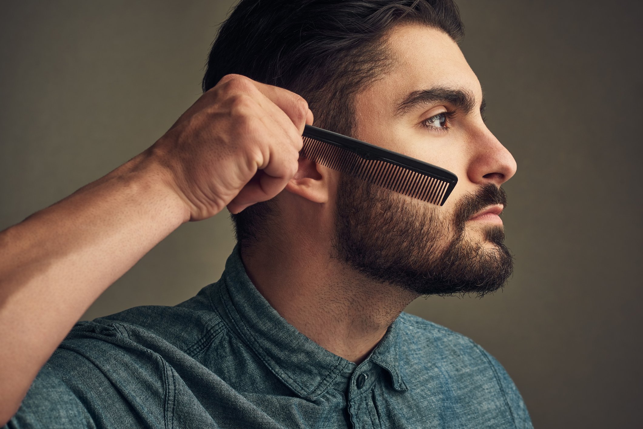 How To Shape Your Beard for a Stronger Jawline