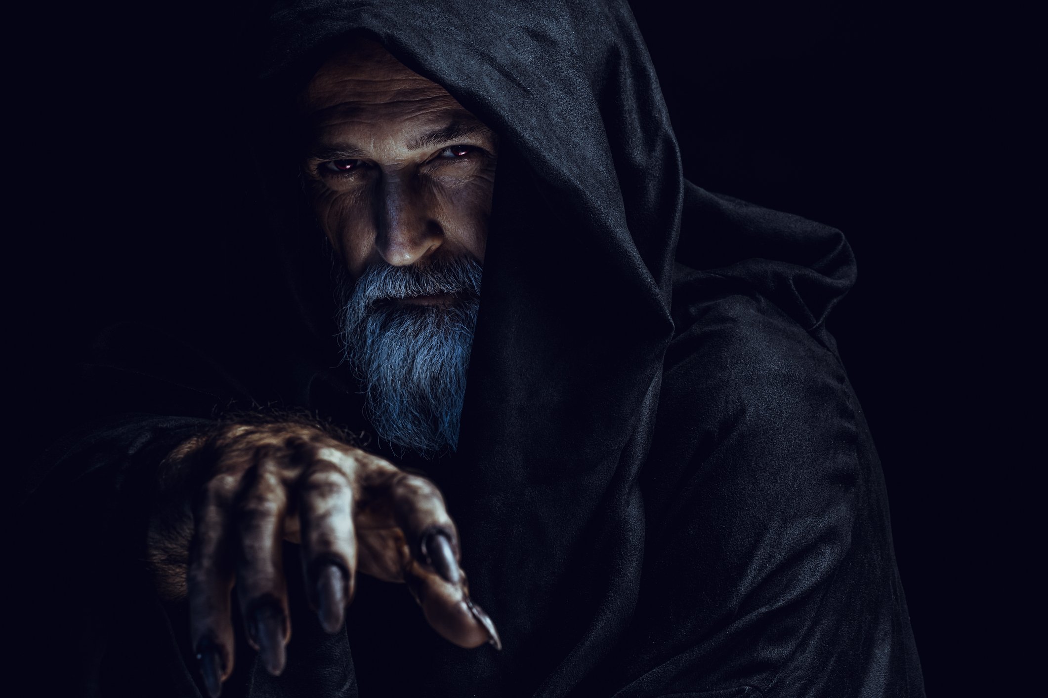 Wizard with a grey beard Halloween costume | Gillette UK