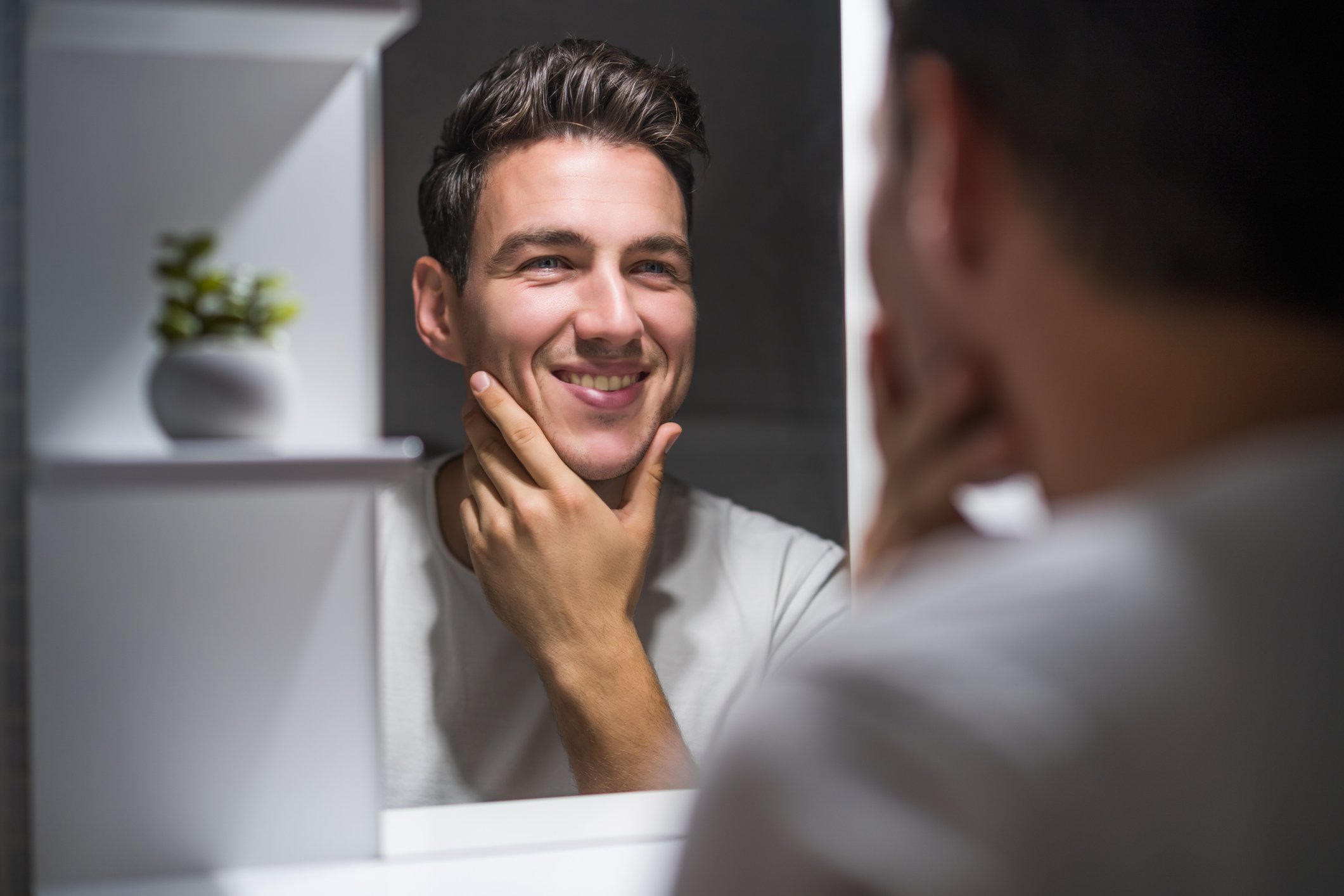 Winter facial cleansing tips | Gillette UK
