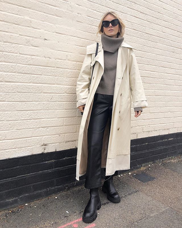 @pollyvsayer wearing chunky chelsea boots