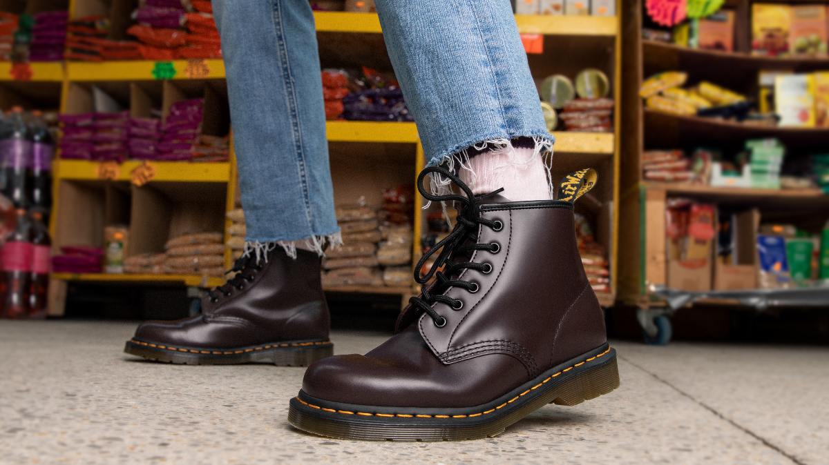 kraam Verwoesting Diploma A Buyer's Guide to Dr. Martens | Allsole UK