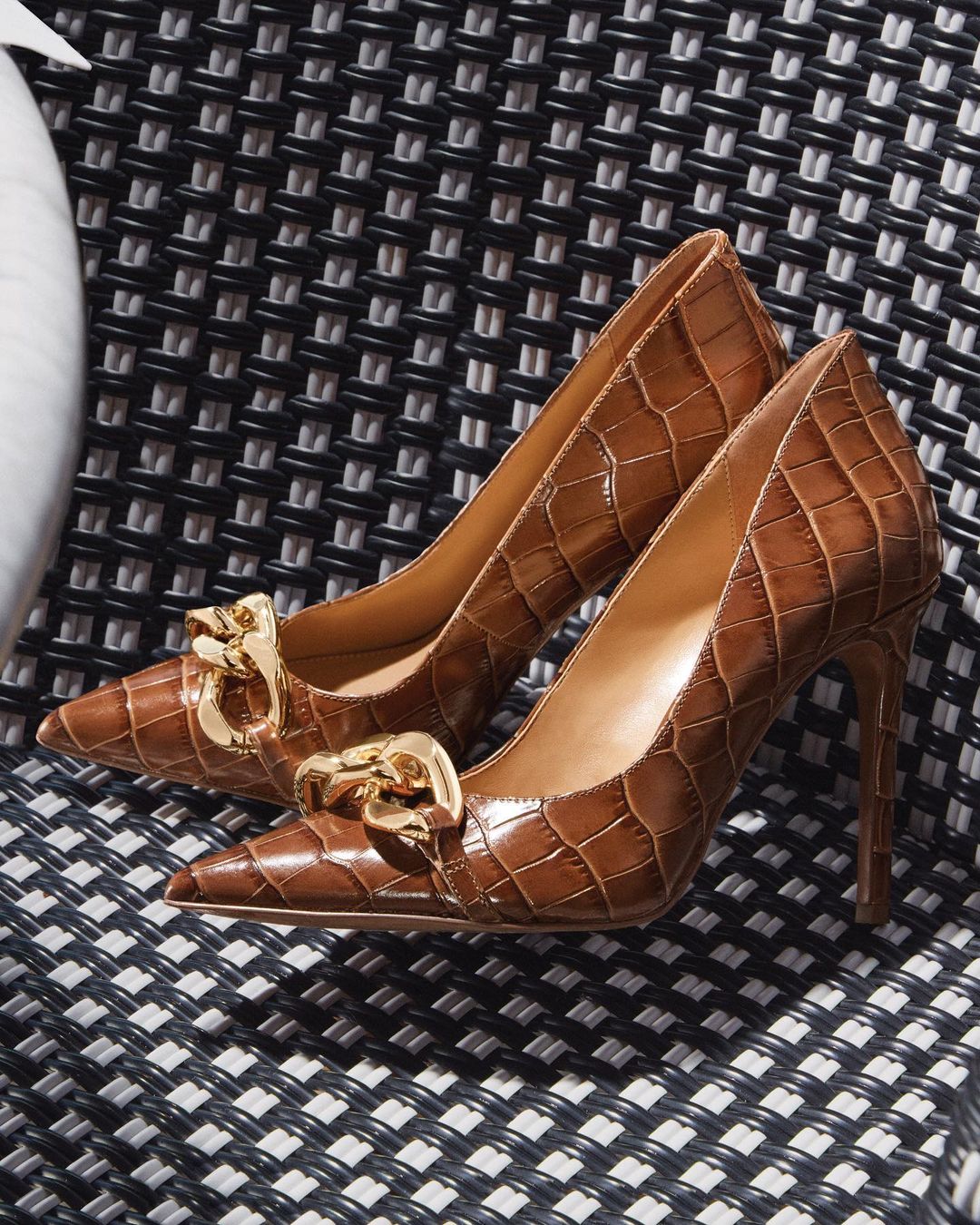 Top 68 Michael Kors Shoes Size Guide Si u nh Trieuson5 Top 68 Michael Kors Shoes Size Guide Si u nh Trieuson5
