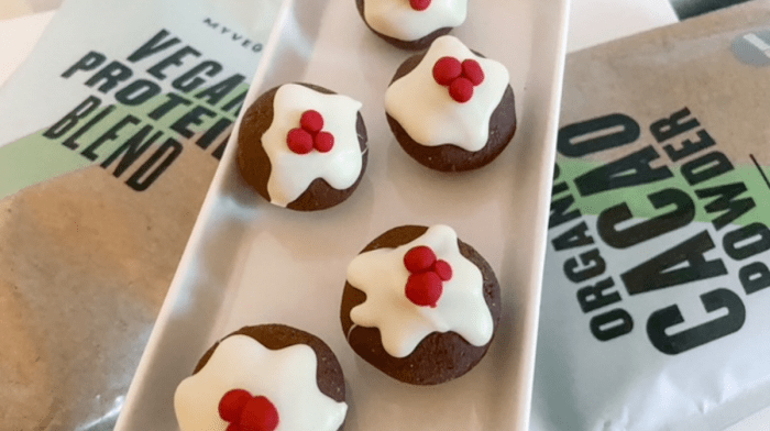 Mini Vegan Christmas Pudding Protein Balls