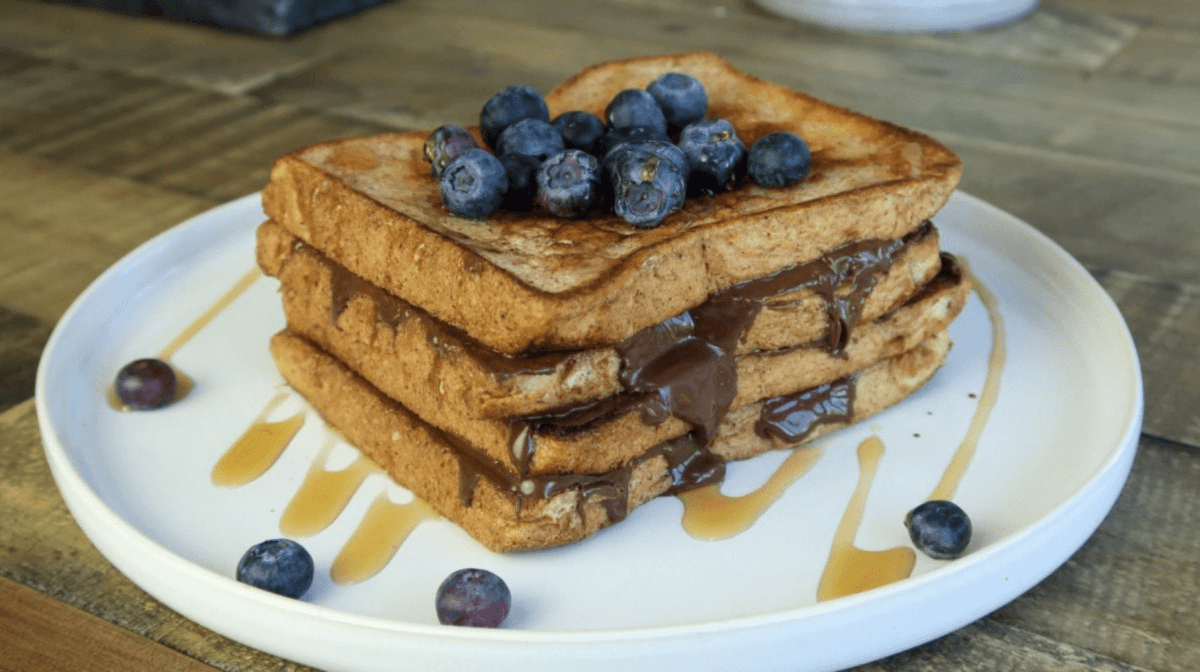 High-Protein Chocolate Hazelnut French Toast - MYPROTEIN™