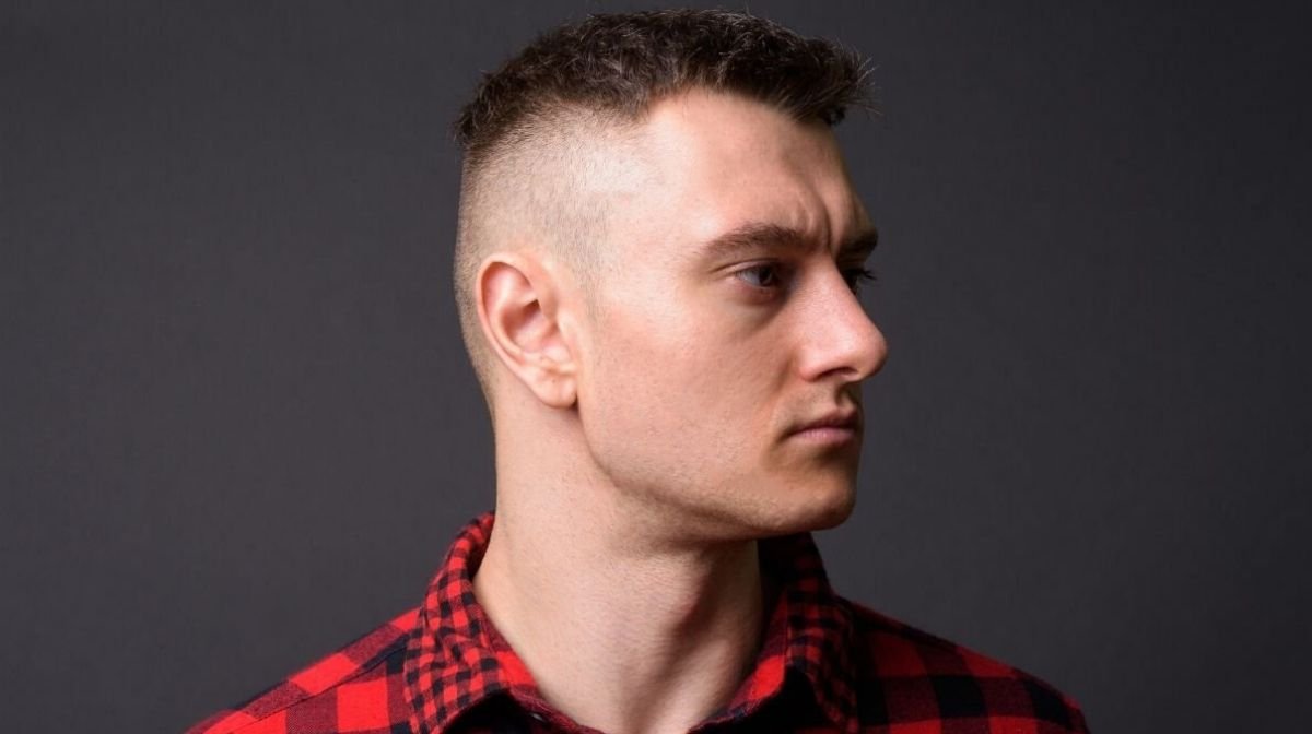 Männer schneiden undercut Sidecut rechts