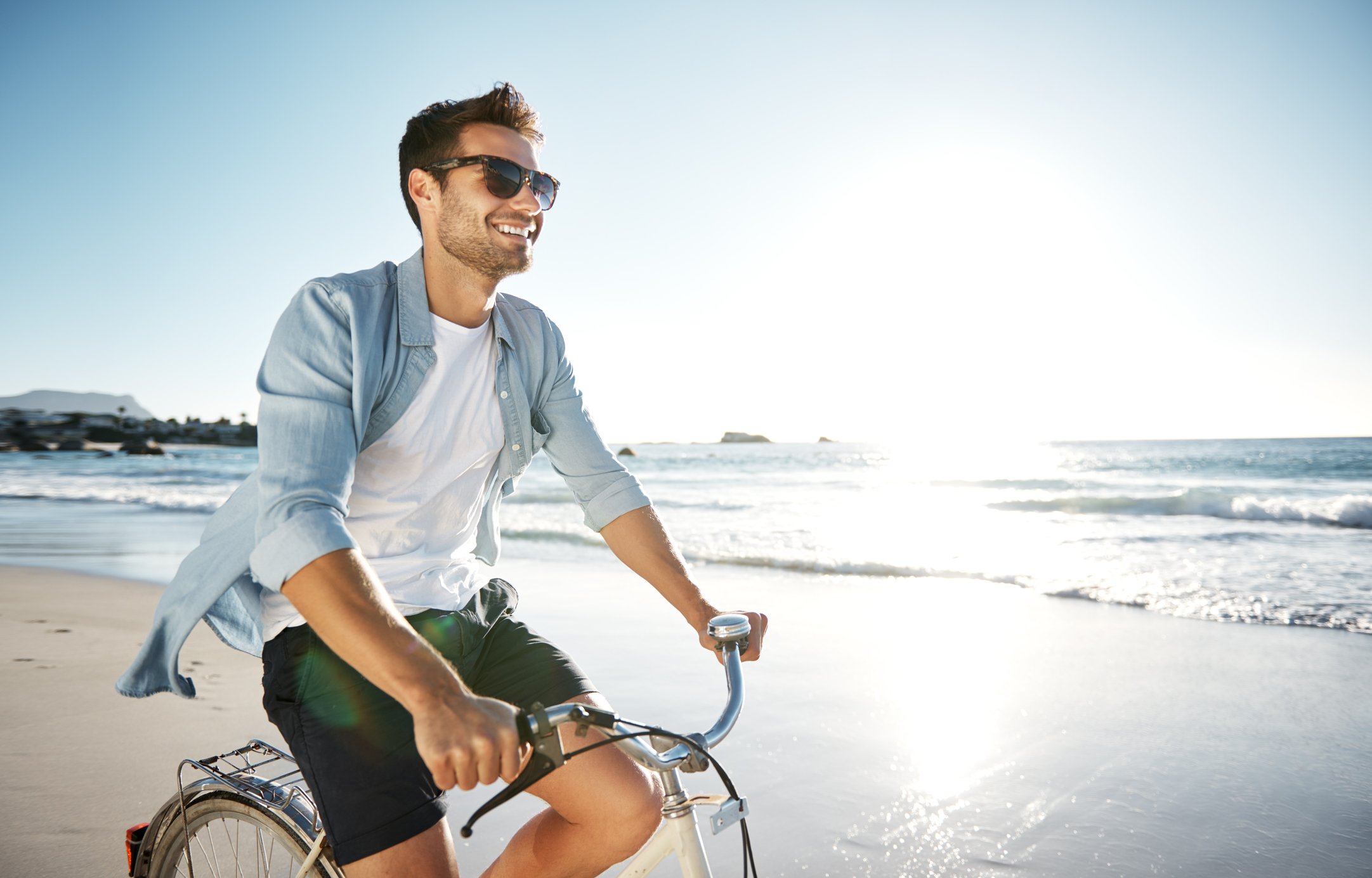 Radfahren im Sommer Denke daran, Deine Haut vor der Sonne zu schützen | Gillette DE