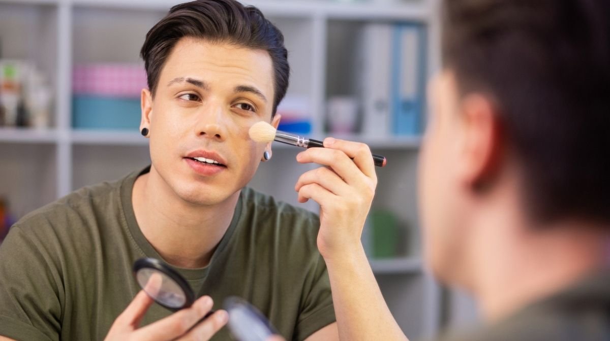 Männer-Makeup: So ermeidest du die wichtigsten Fehler beim Schminken | Gillette DE