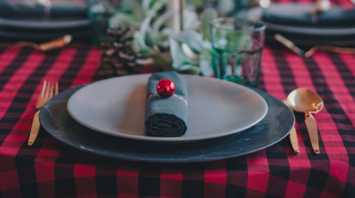 Wat helpt bij een opgeblazen gevoel na het eten van een kerstdiner?