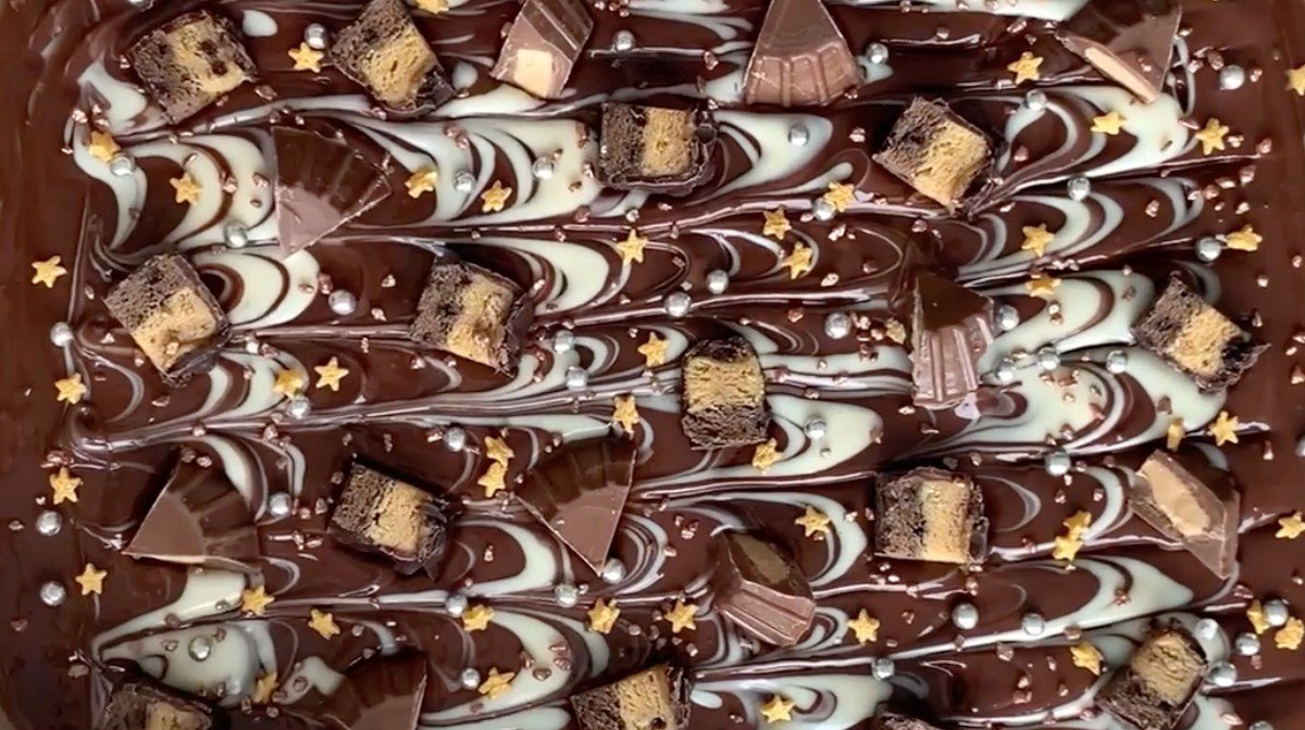 Fitwaffle’s Festive High-Protein Chocolate Bark