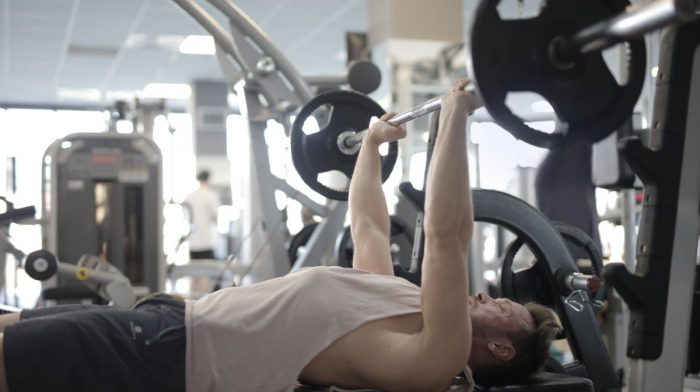 Bouw spieren op en bespaar tijd | Compound push oefeningen
