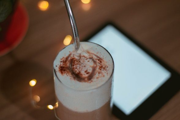 Karamel Frappuccino | Eiwitrijk recept voor gezonde frappuccino