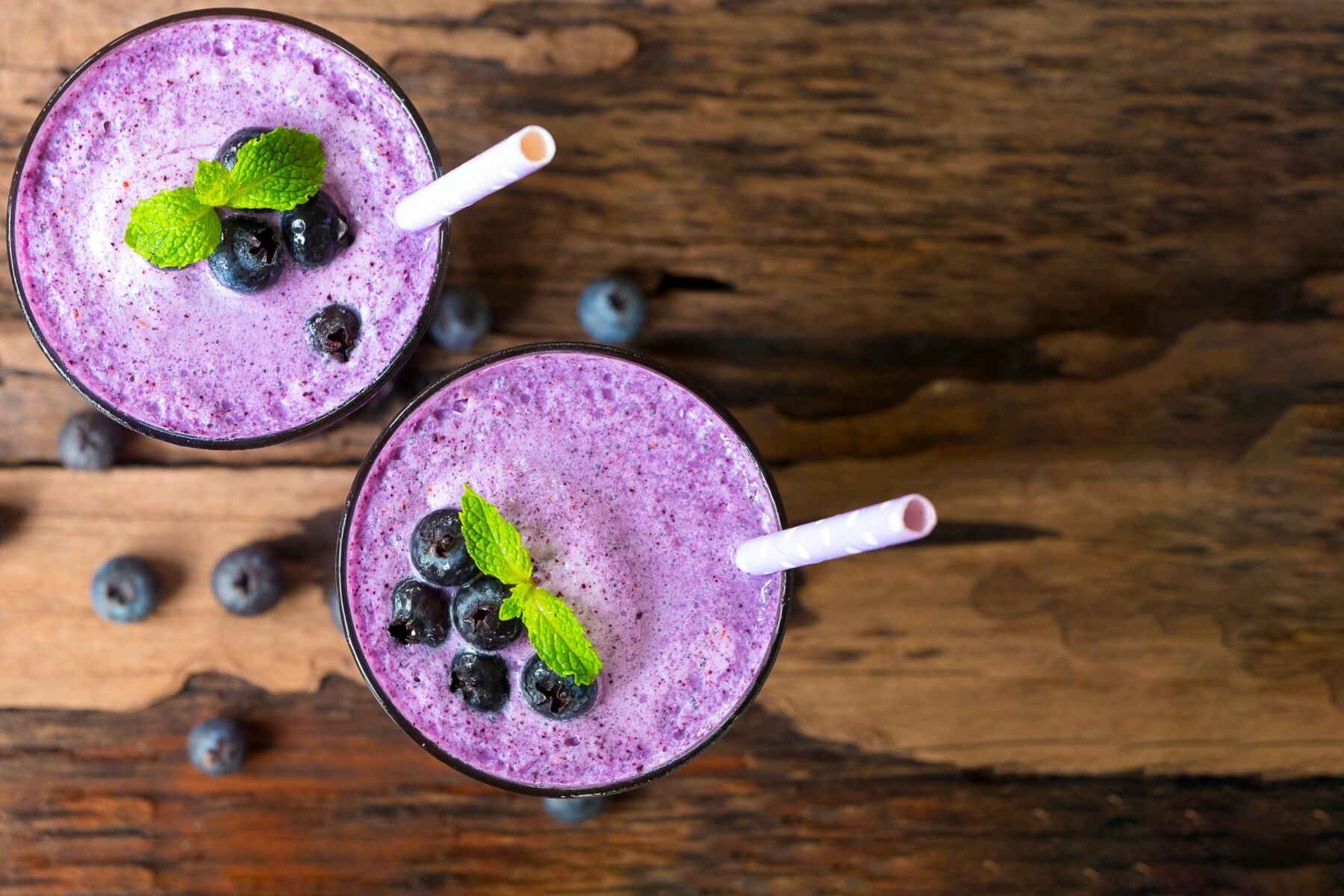 Our best Juicy blueberry & pineapple protein smoothie