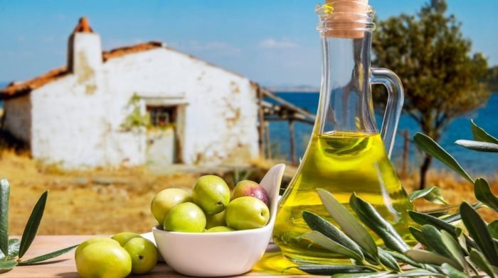 How to Benefit from the Mediterranean Diet at Home