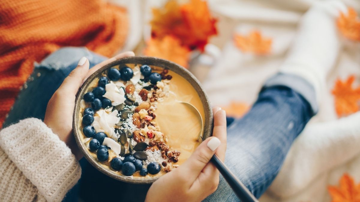 pumpkin spice smoothie bowl