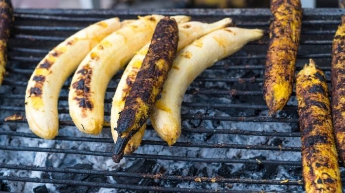 Vegan BBQ Recipes: Barbecued Banana Split with Creamy Vegan Whip