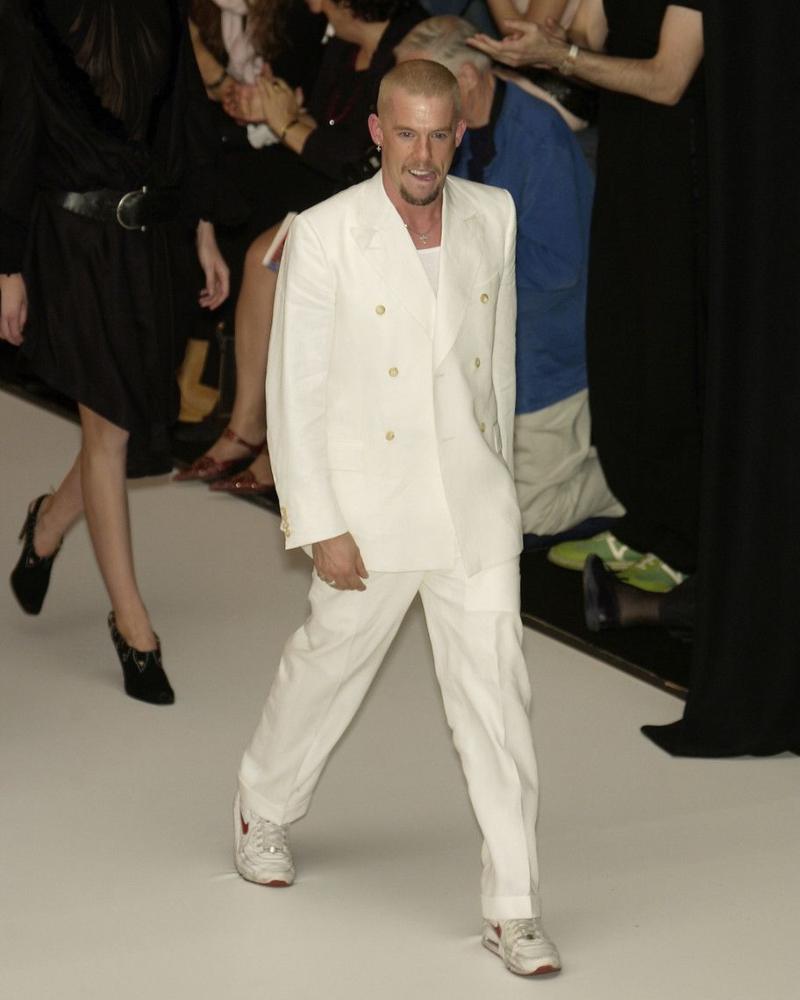 Alexander McQueen: a messenger of other worlds | World Fashion Channel