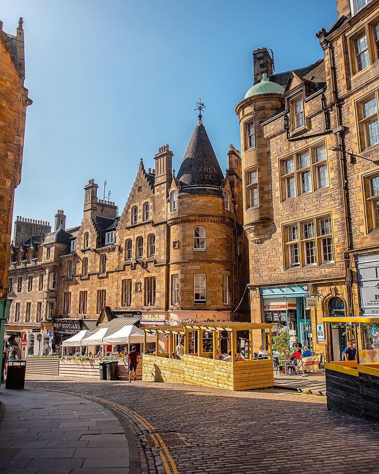 Edinburgh City Street View 