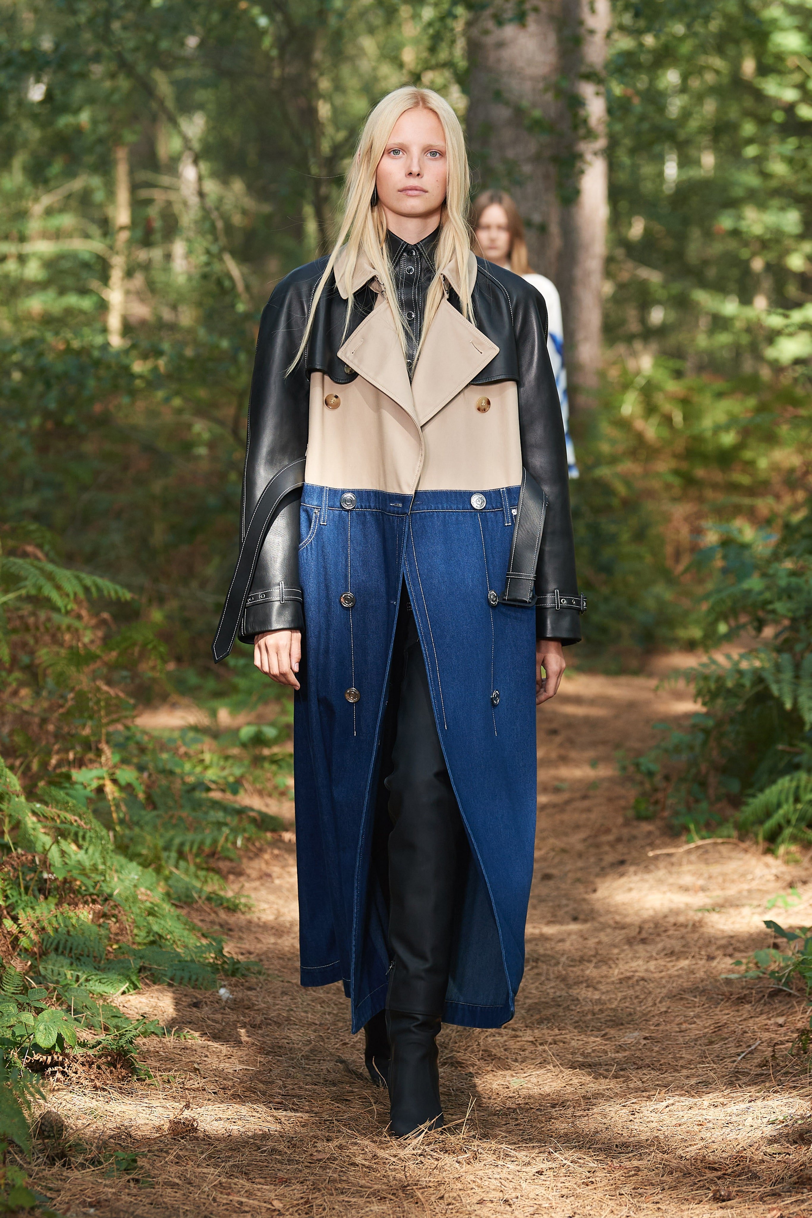Photo credit : Vogue Runway