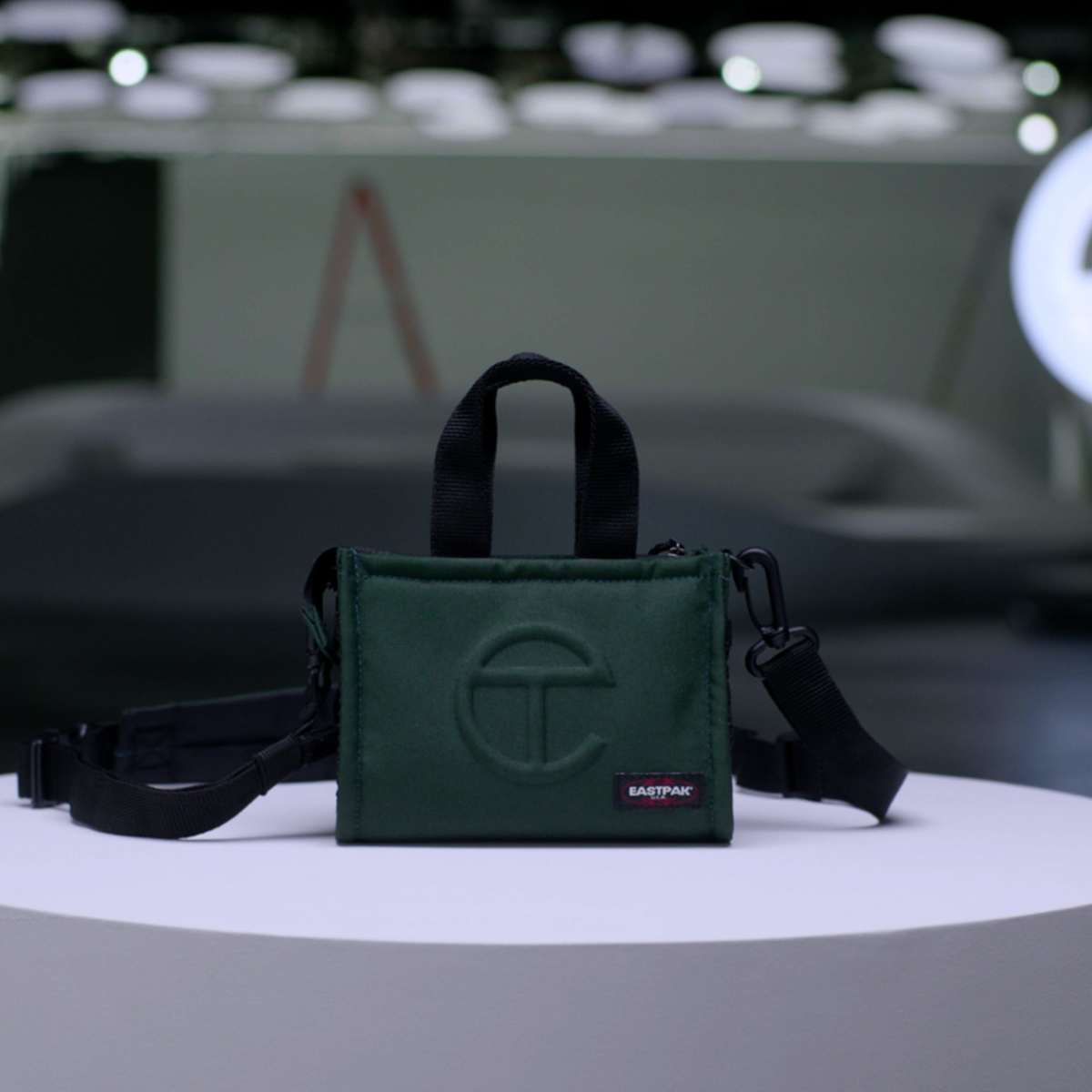 Eastpak X Telfar Circle Bag In Telfar Blue